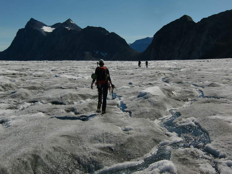 Über den Sangmilik-Gletscher zu den Teufelshörnern