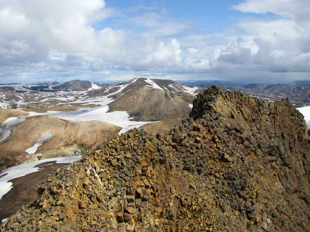 Basaltiger Gipfelgrat